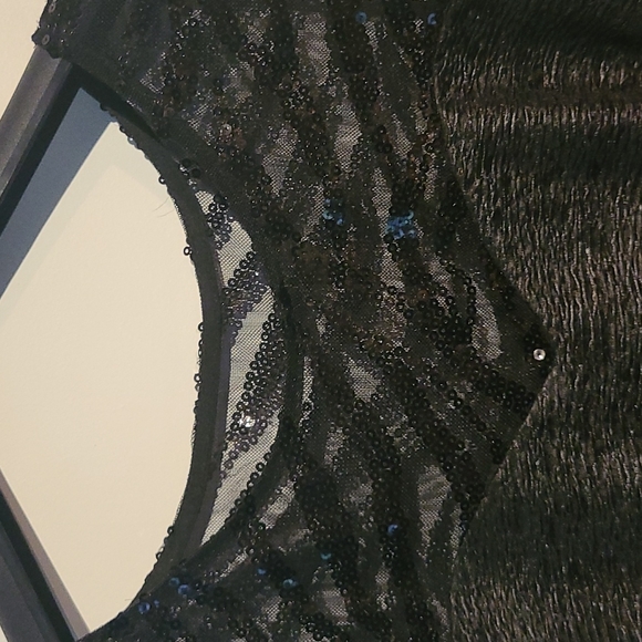 Cocktail dress - Picture 2 of 3